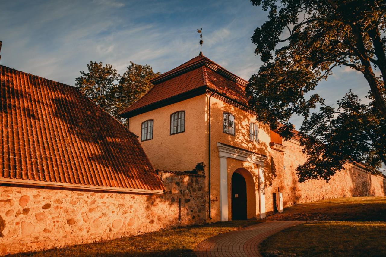 Slokenbekas Muiza Hotel Milzkalne Kültér fotó